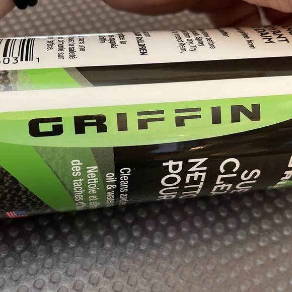 Griffin Suede Cleaner Unbuckle & Napped Leather 2 bottles 8 Fl. Oz. New - Picture 9 of 9